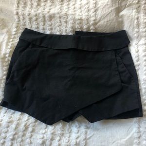 Black Envelope Skort